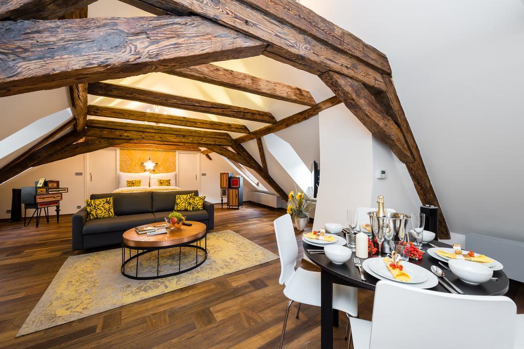 Empirent Prague Castle Apartments ภายนอก รูปภาพ